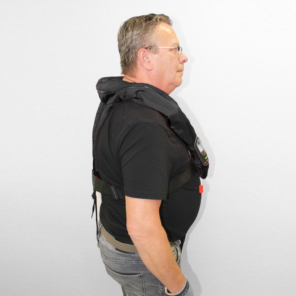 baltic Legend 305N gilet de sauvetage automatique noir avec harnais 4